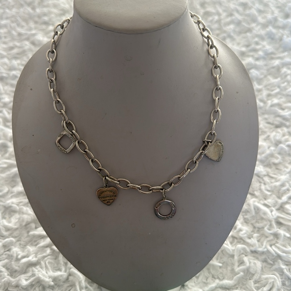 Matching necklace - Picture 2 of 3